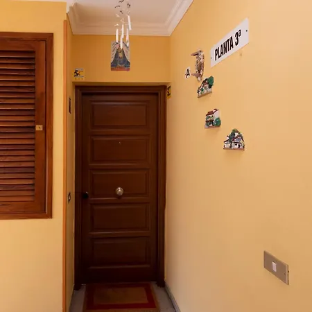 Spacious And Bright Summa Haus Appartement